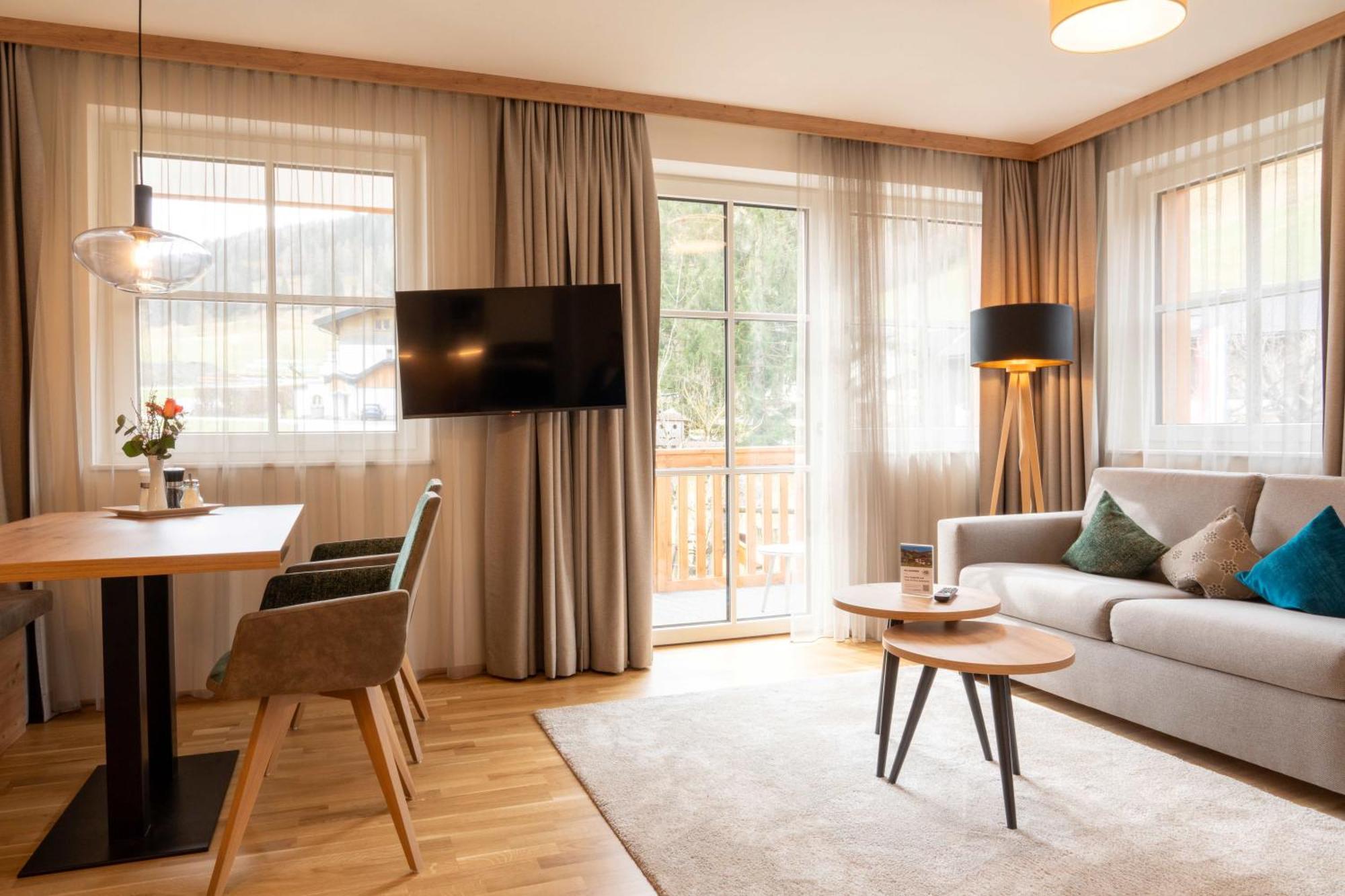 Bauernhofhotel "Die Unterbergerin" - Zimmer Mit Fruehstueck Und Ferienwohnungen In Gastein Mit Gratis Thermeneintritt Dorfgastein Kültér fotó